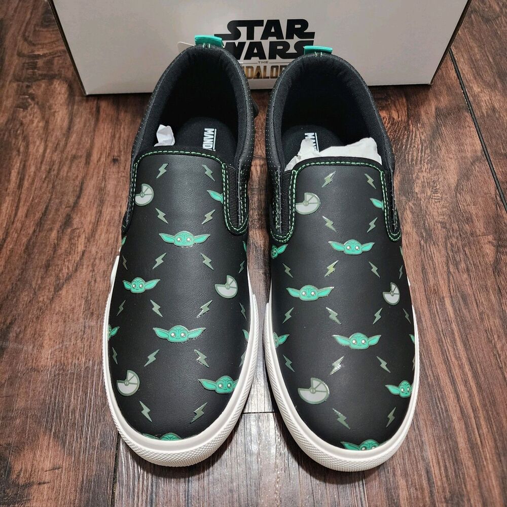 Disney Mandalorian Ground Up Sneakers Mens 10 Black Grogu Star Wars Slip-On